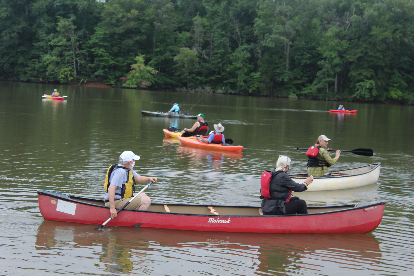 Paddlers take off